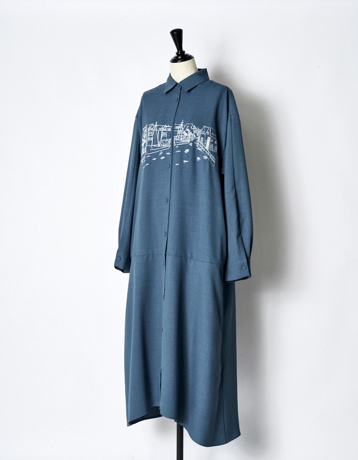 Landscape Embroidery Dress / blue