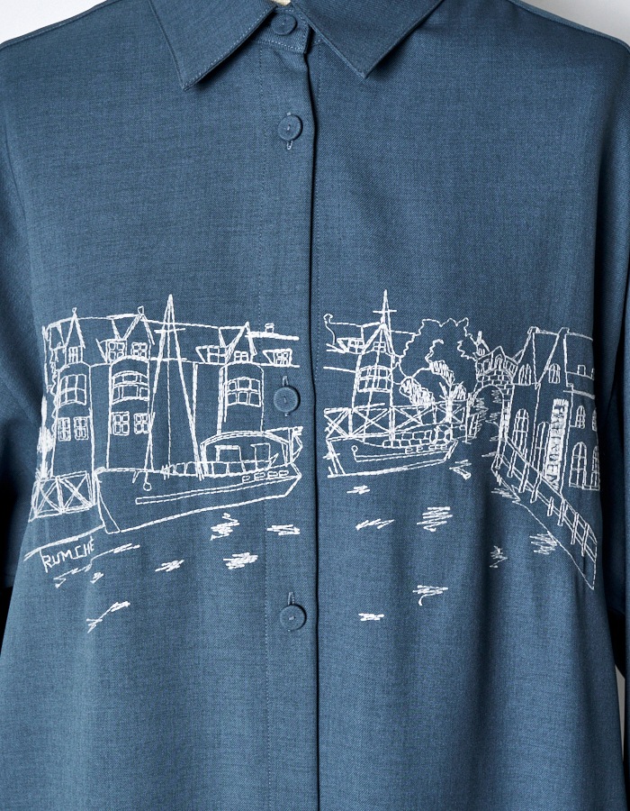 Landscape Embroidery Dress / blue