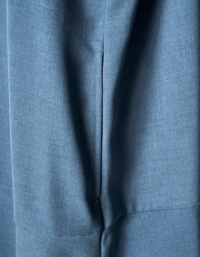 Landscape Embroidery Dress / blue