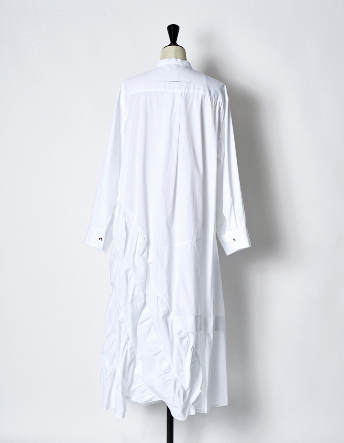 Typewriter Gathered Dress / white