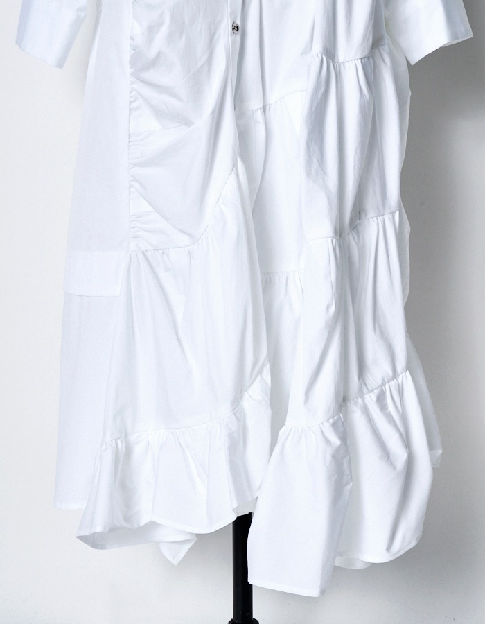 Typewriter Gathered Dress / white