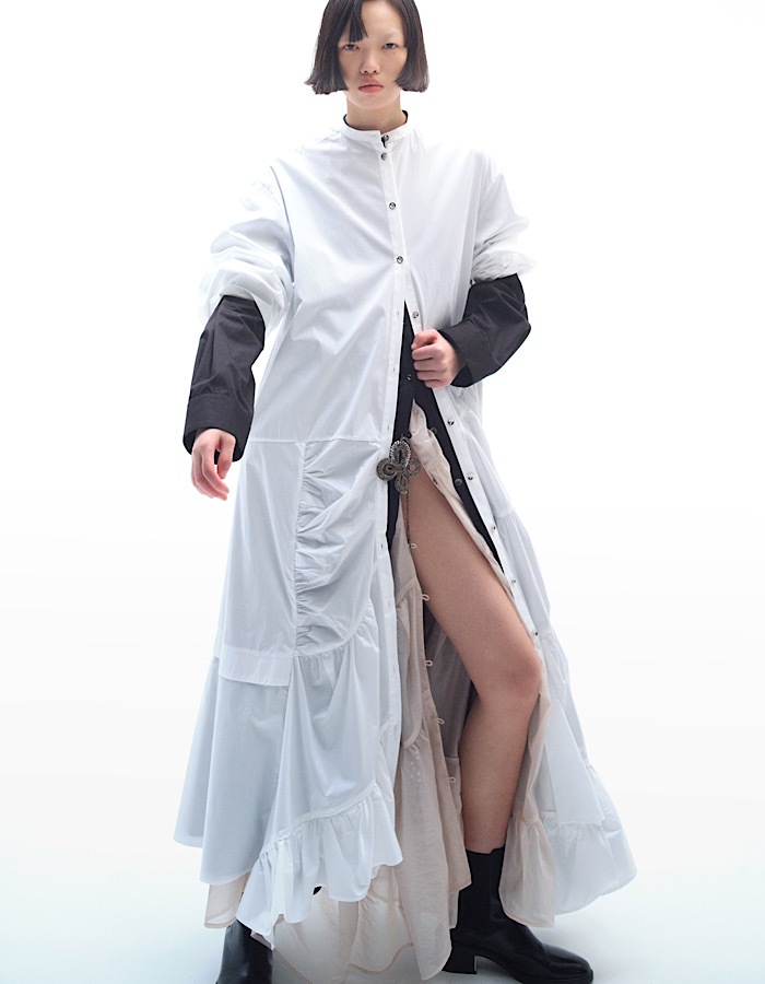 Typewriter Gathered Dress / white