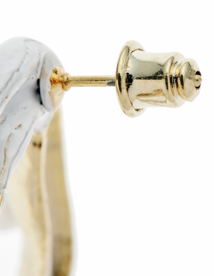 Painted Pierced Earrings / gold