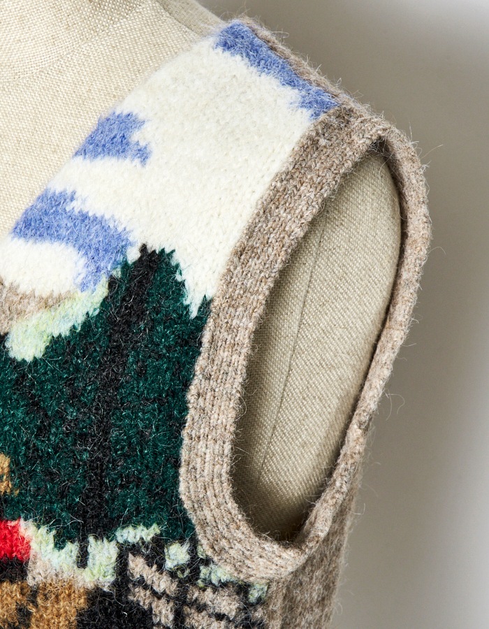 Landscape Knit Vest / gray