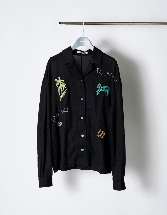 Treasure Embroidery Shirt / black