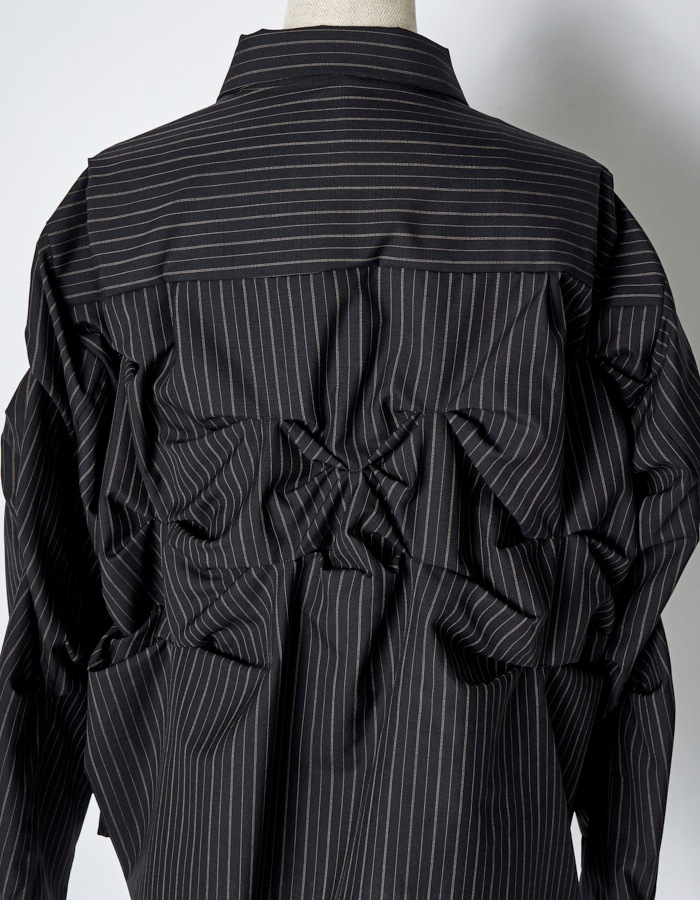 Snowflake Stripe Shirt / black