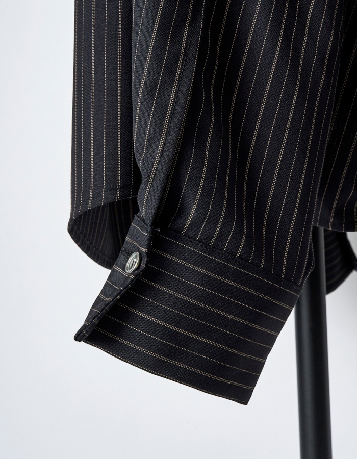 Snowflake Stripe Shirt / black