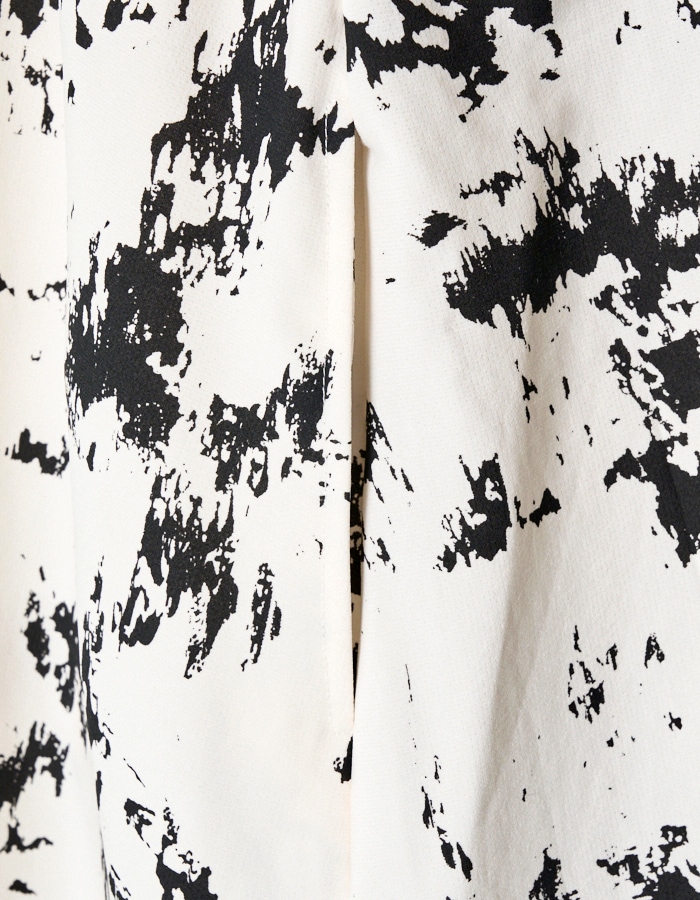 Abstract Paint Dress / off white | DRESS | RUMCHE OFFICIAL ONLINE  