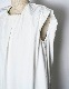 Sleeveless Gathered Dress / white