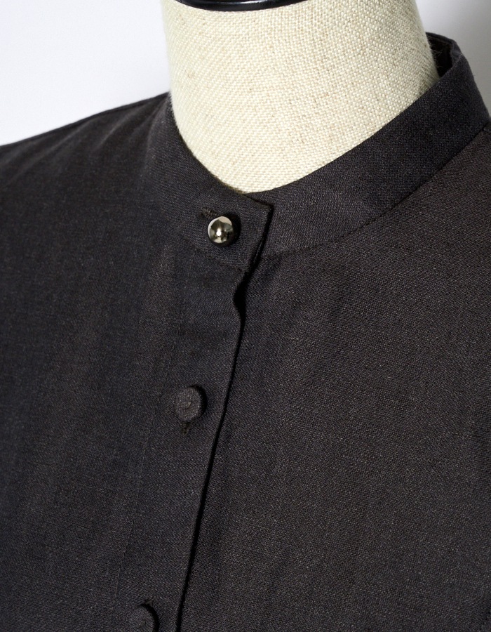 Dolman Sleeve Stand Collar Shirt / black