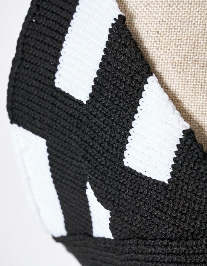 Bond Yarn Bra Tops / black