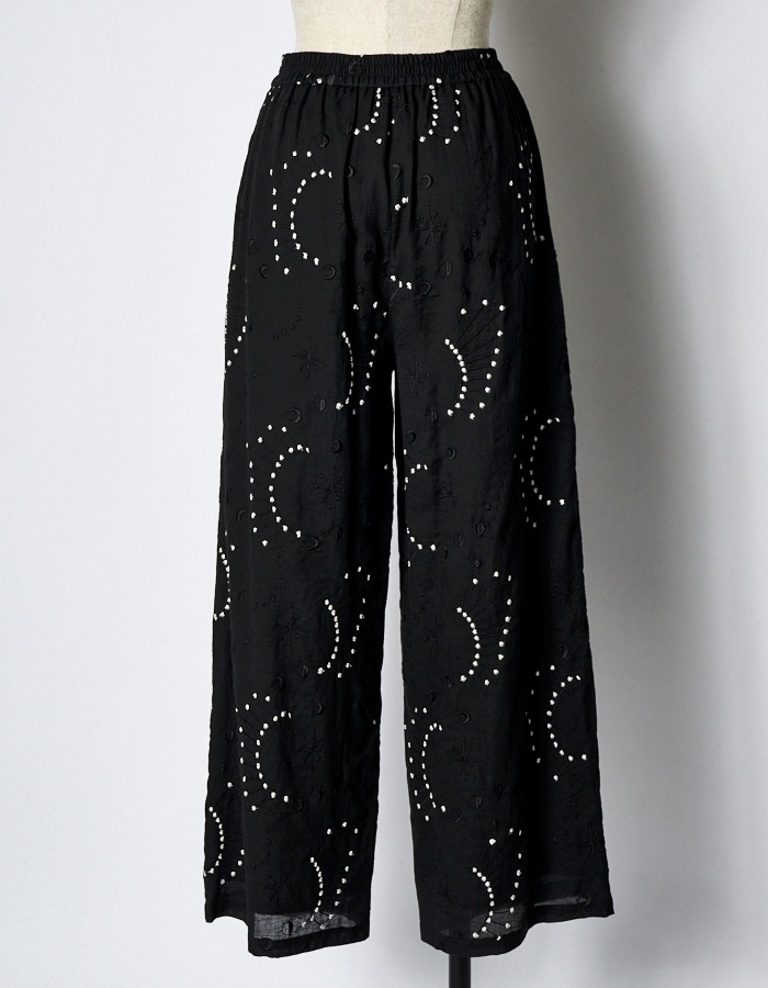 Cotton Bijou Embroidery Trousers / black