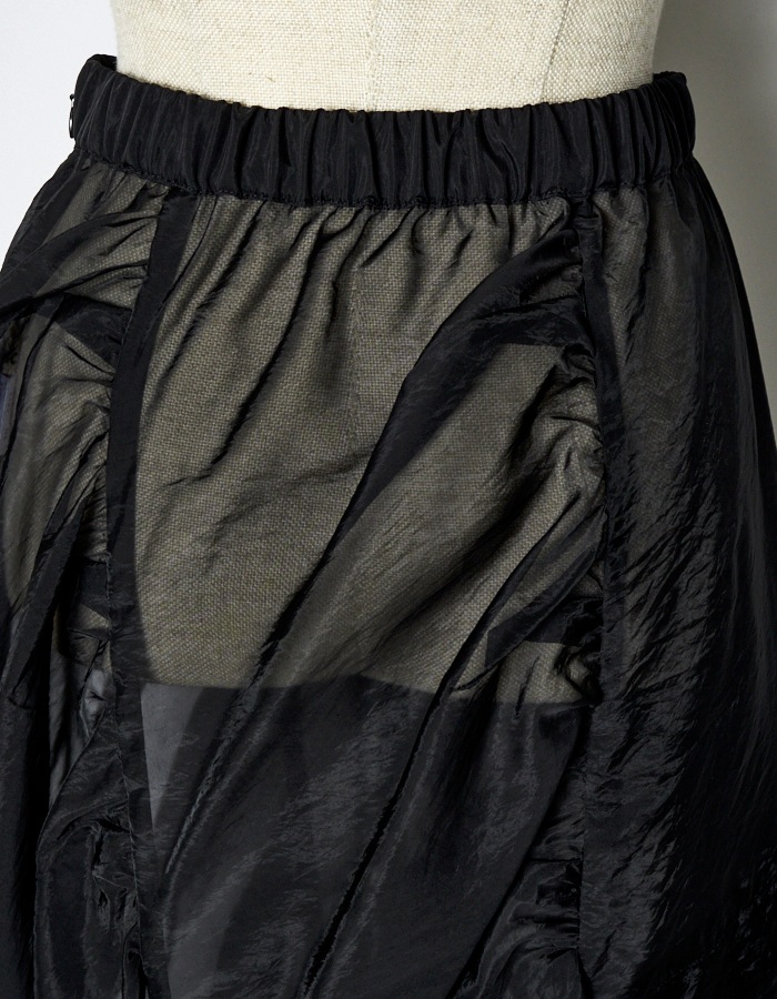 Sheer Gathered Skirt / black