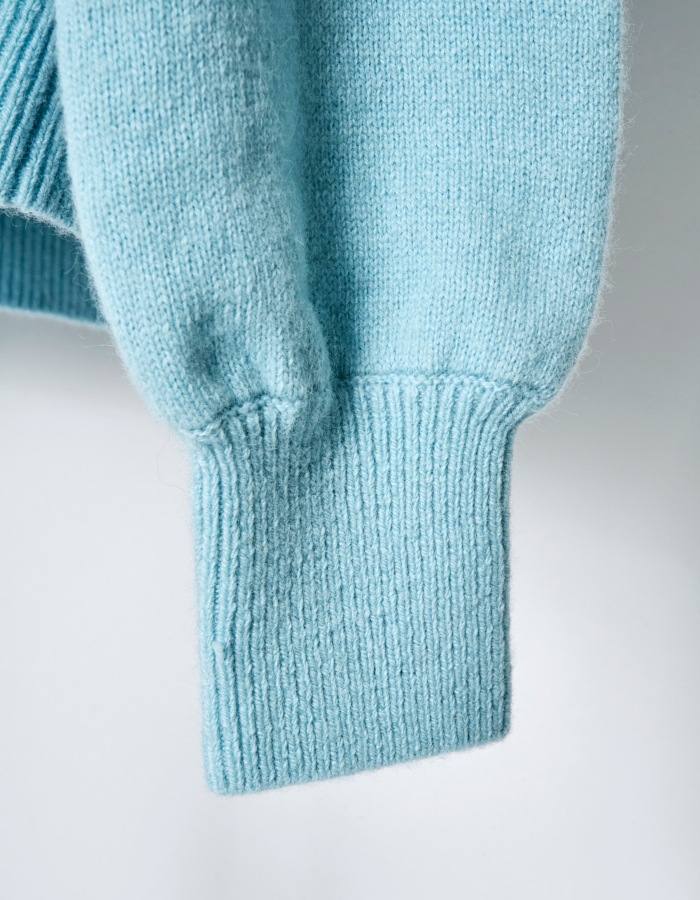 Layered Cardigan / light blue