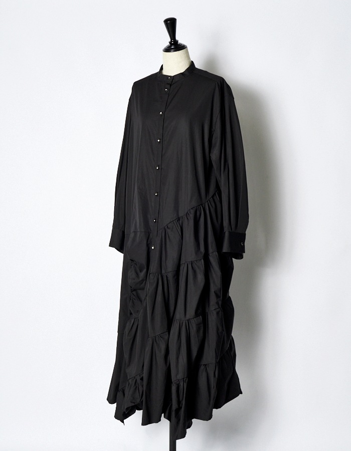Typewriter Gathered Dress / black