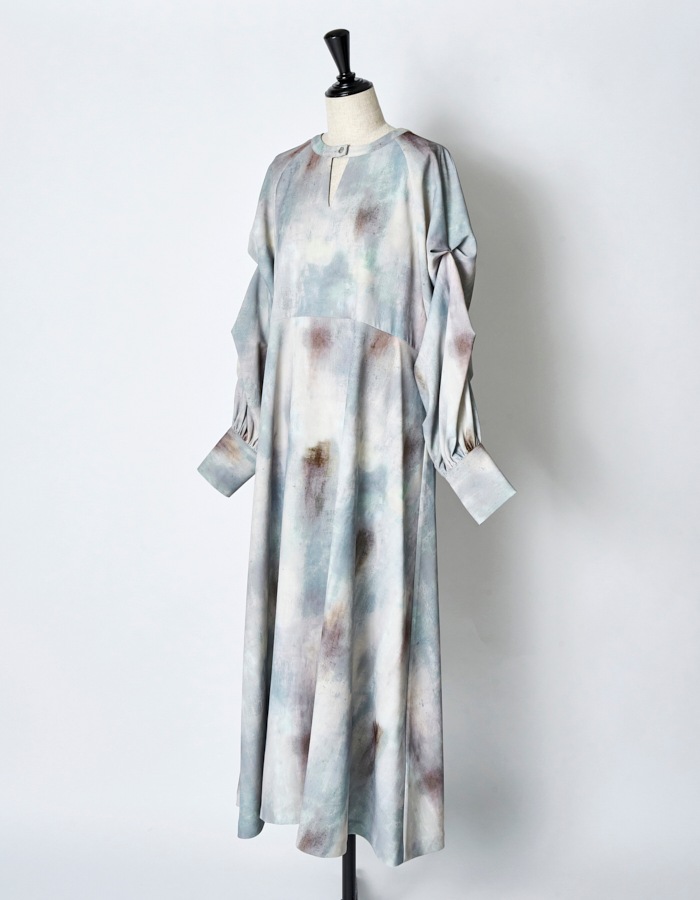 Soapstone Shirt Dress / light gray