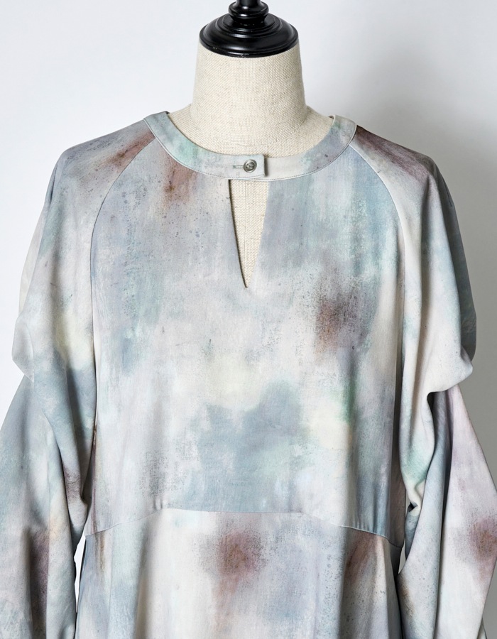 Soapstone Shirt Dress / light gray