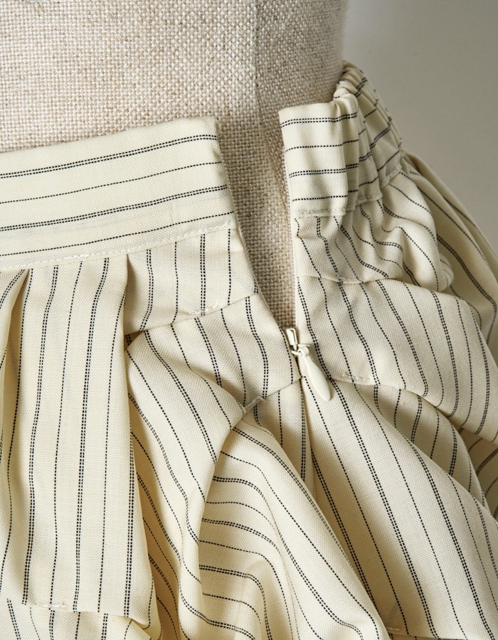Snowflake Stripe Skirt / ivory