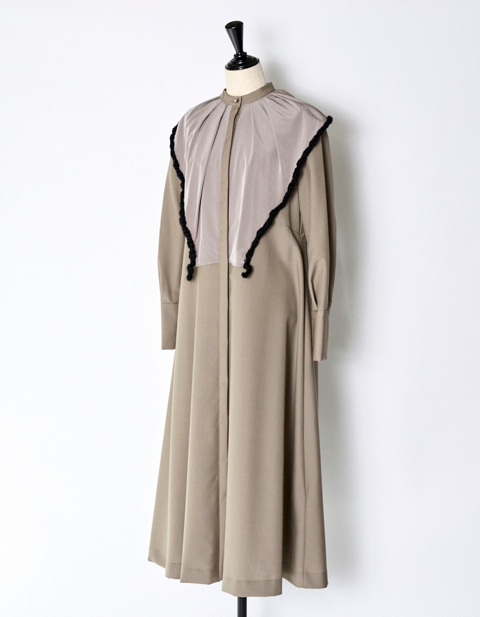 Bond Yarn Collar Dress / gray