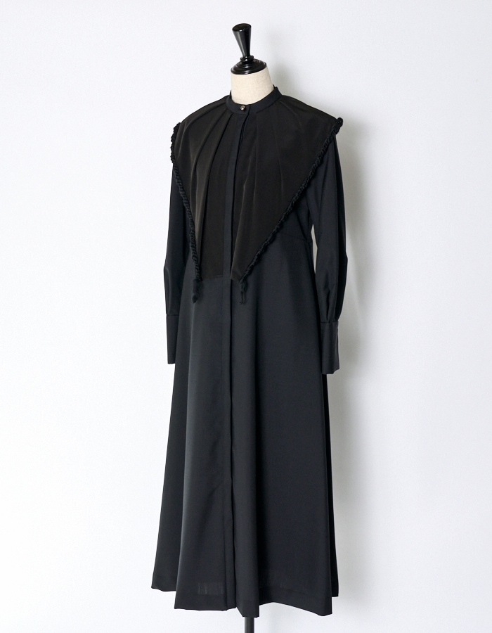 Bond Yarn Collar Dress / black