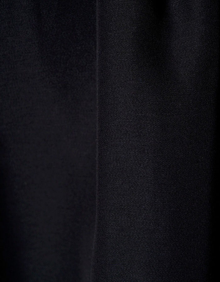 Stand Tuck Blouse / black