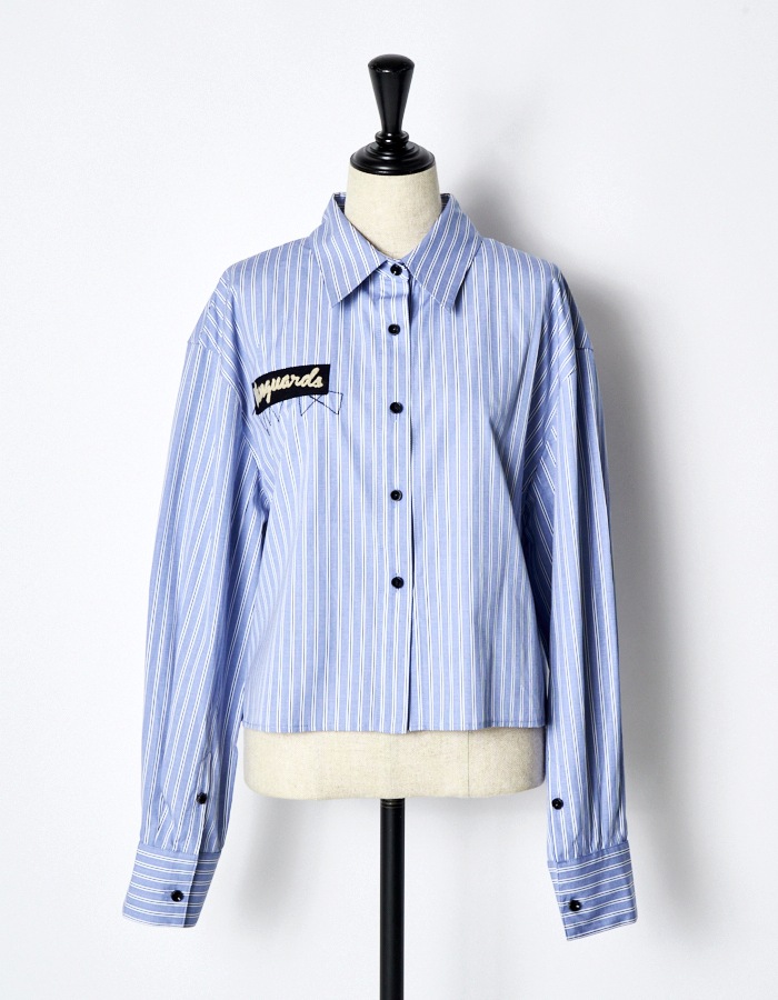 RUMCHE��VAN Embroidery Cropped Shirt / blue