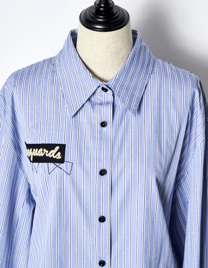 RUMCHE��VAN Embroidery Cropped Shirt / blue