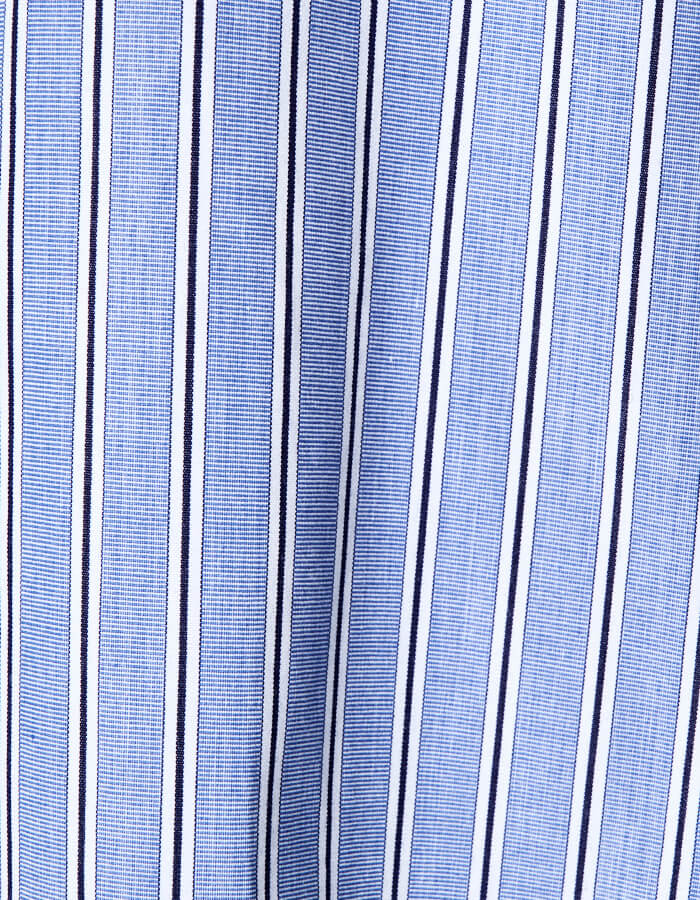 RUMCHE��VAN Embroidery Cropped Shirt / blue