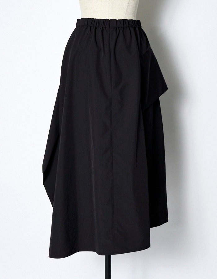 Asymmetry Flare Skirt / black | BOTTOMS,SKIRT | RUMCHE OFFICIAL  