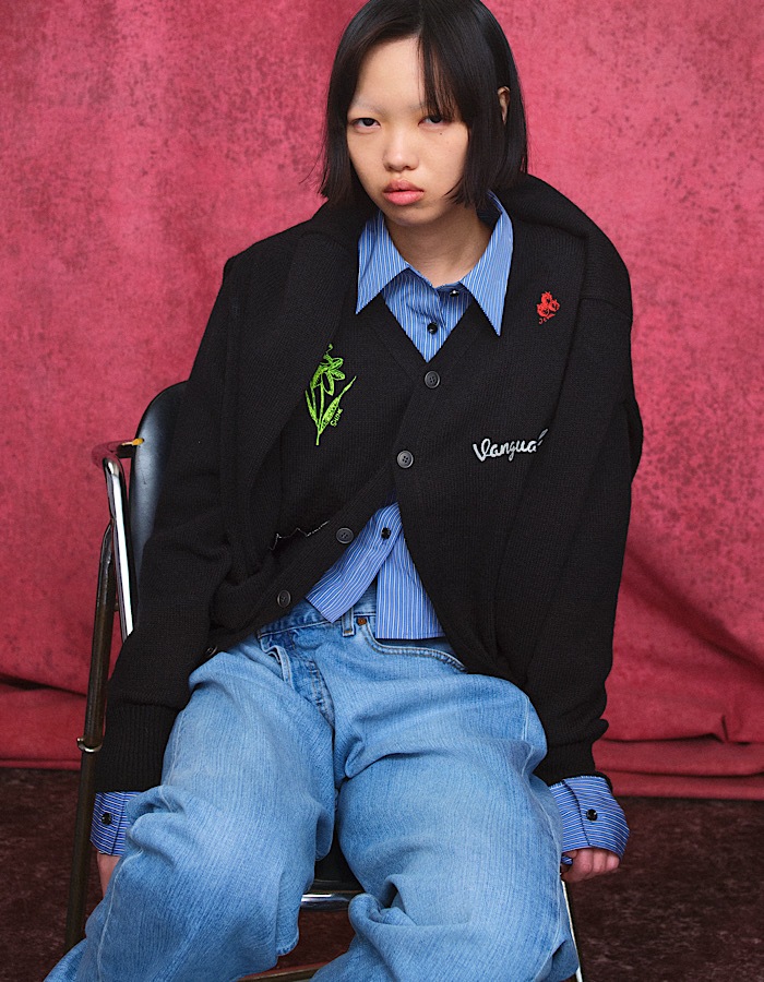 RUMCHE��VAN Colorful Embroidery Cardigan / black