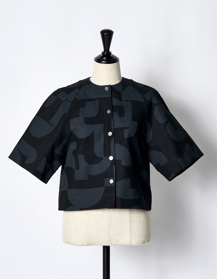 Original Graphic Tops / black
