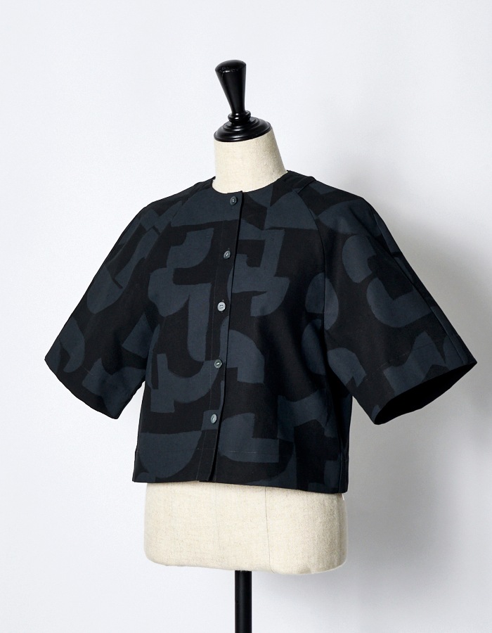 Original Graphic Tops / black