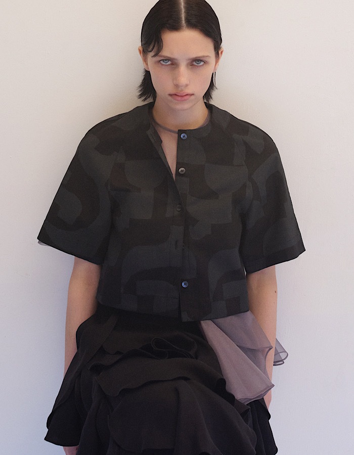Original Graphic Tops / black