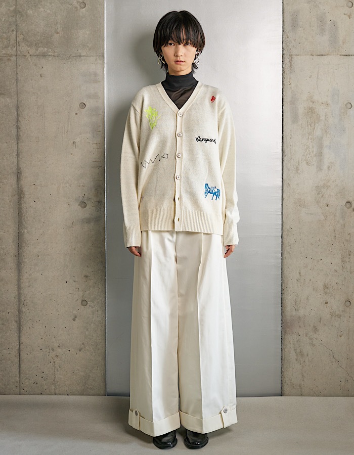 RUMCHE��VAN Colorful Embroidery Cardigan / off white