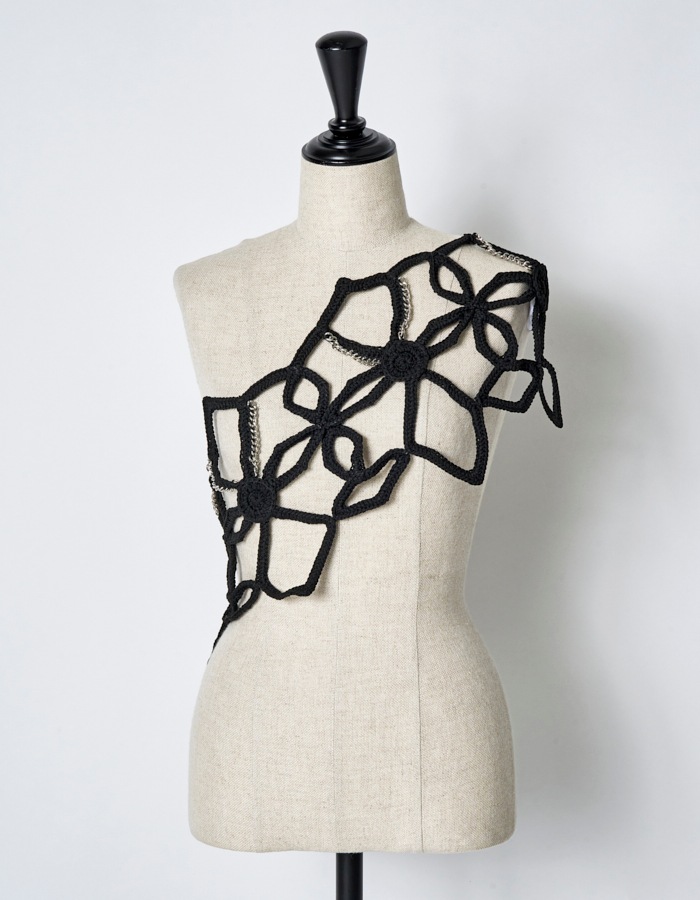 Snowflake Bond Yarn Belt / black