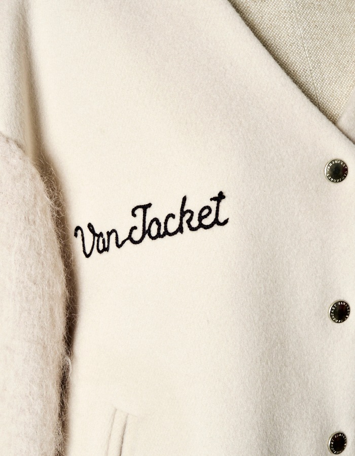 RUMCHE��VAN Wool Mohair Stadium Jumper / ivory