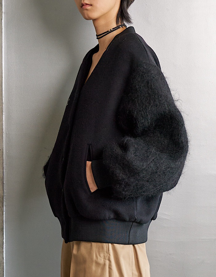 RUMCHE��VAN Wool Mohair Stadium Jumper / black