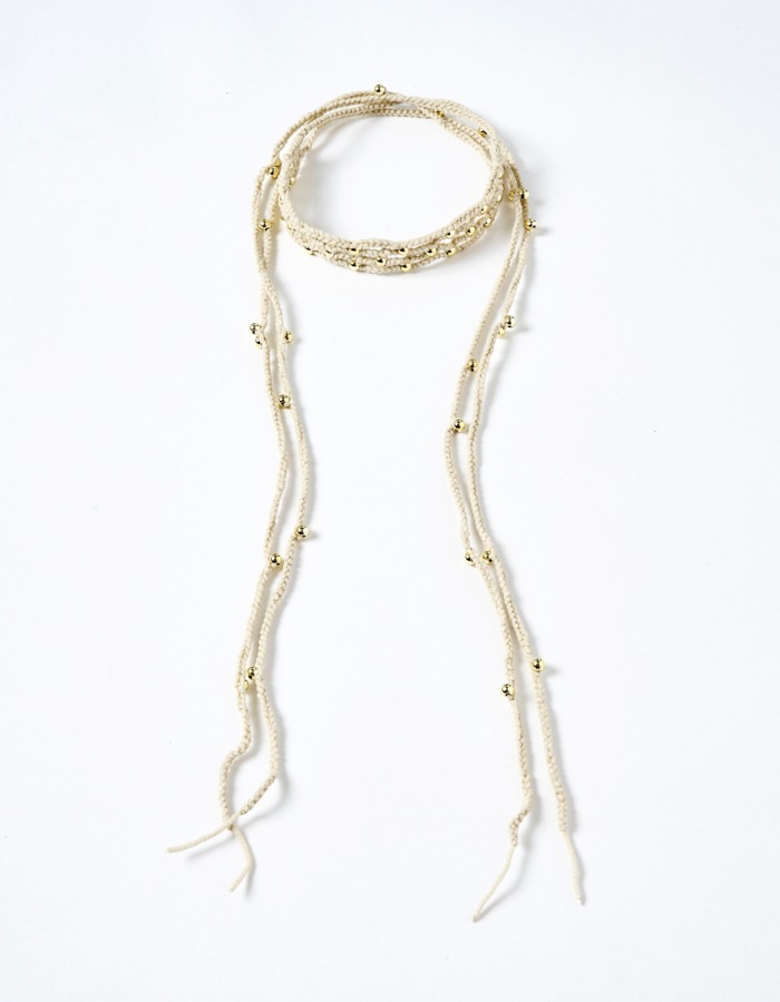 Ladder Bond Yarn Choker / beige