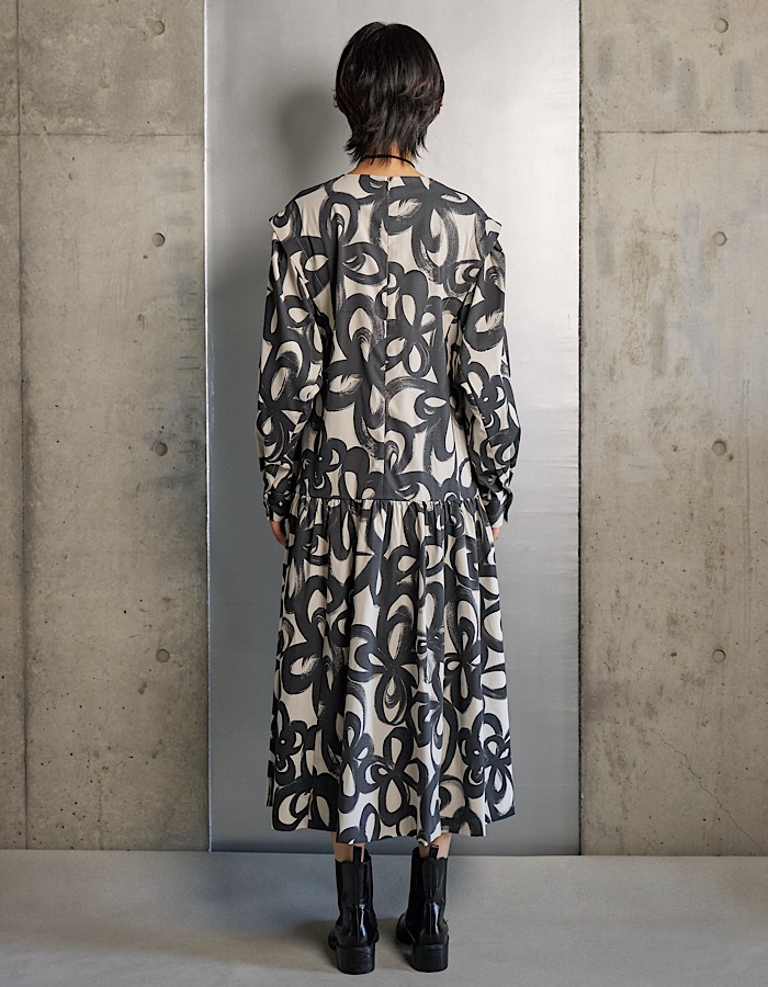 "Chain Flower" Print Dress / white