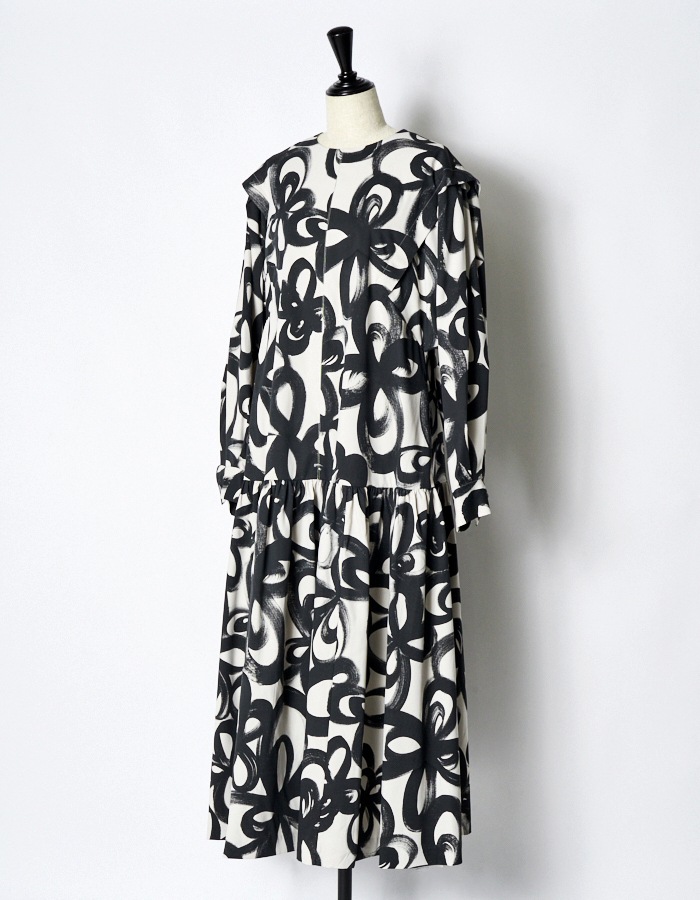 "Chain Flower" Print Dress / white