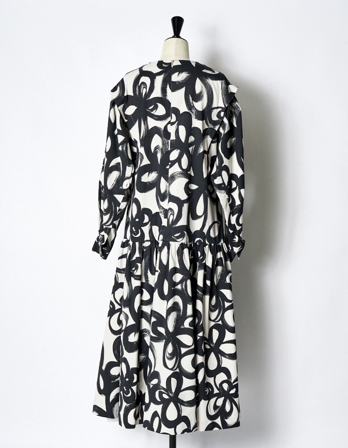 "Chain Flower" Print Dress / white