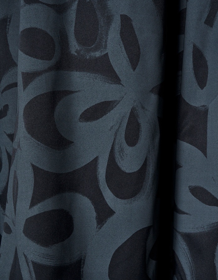 "Chain Flower" Print Skirt / black