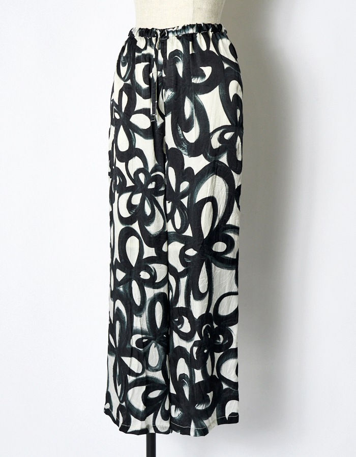 "Chain Flower" Print Trousers / white
