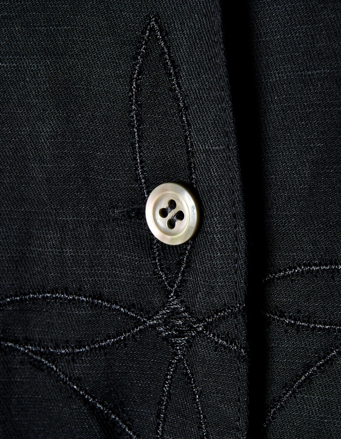 Tapa Pattern Embroidery Dress / black