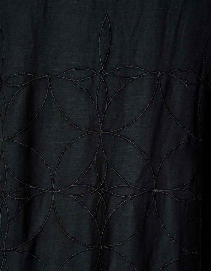 Tapa Pattern Embroidery Dress / black