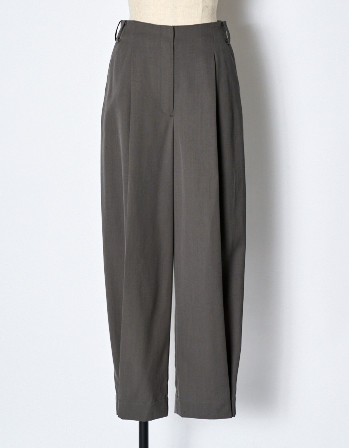 2way Tuck Form Trousers / gray