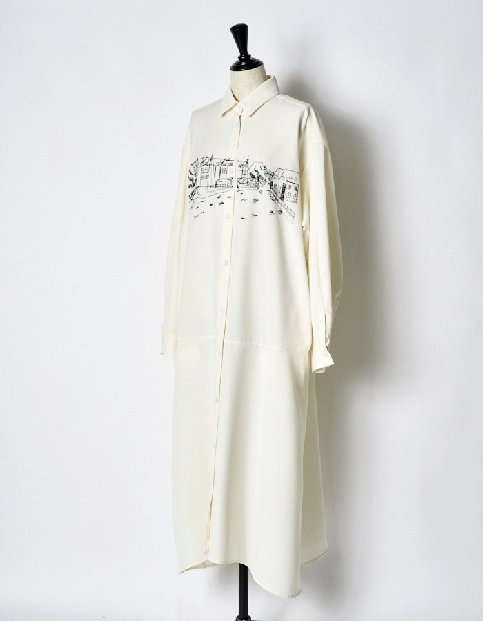Landscape Embroidery Dress / off white