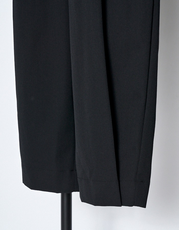 2way Tuck Form Trousers / black