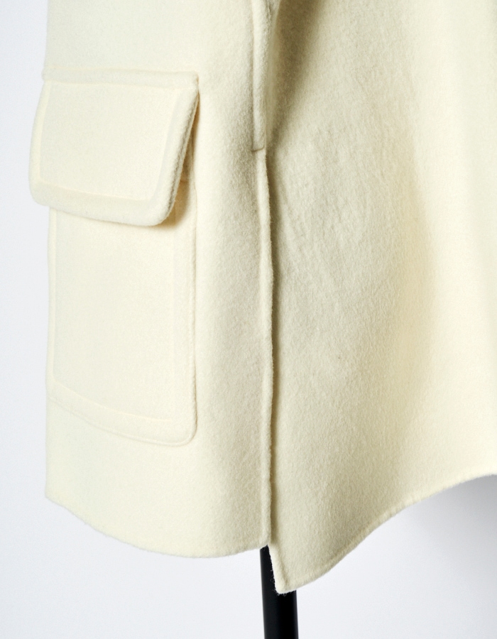 River Short Duffle Coat / white