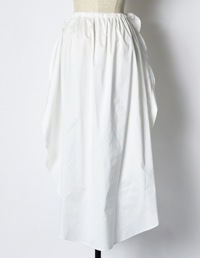 Sun & Moon Ruffle Skirt / white